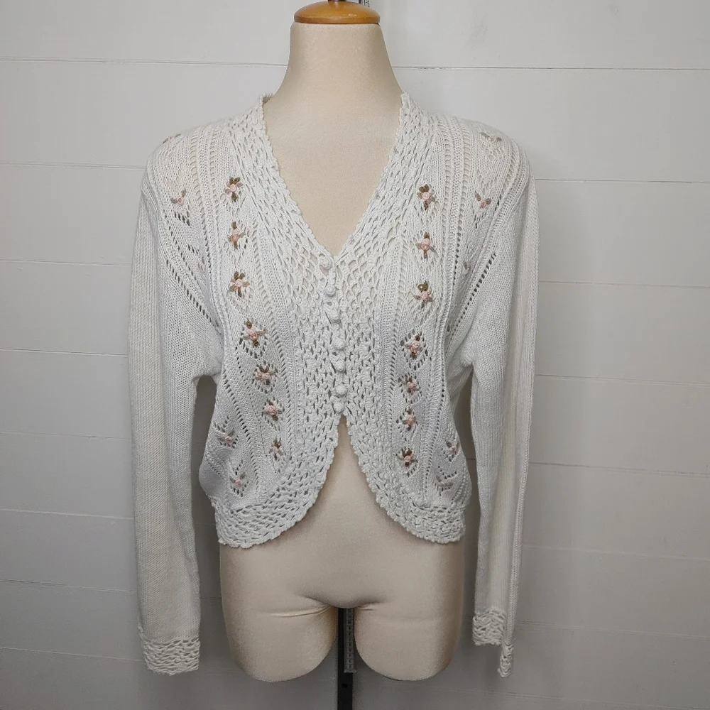 Vintage Hand Crafted Ramie Cotton Rosebud Crochet Cardigan Size S/M - Picture 2 of 12